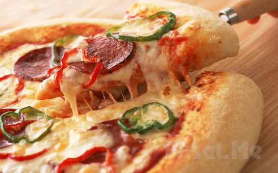 Büyükçekmece’nin Denize Sıfır Mekanı Green House Cafe’de Haftanın Hergünü Geçerli Orta Boy İtalyan Miks Pizza, Kutu İçecek Fırsatı