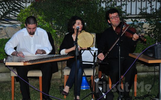 Tarihi Kadıköy Nabizade Konağı’nda Kumkapı eğlencesi Eşliğinde Akşam Yemeği Keyfi
