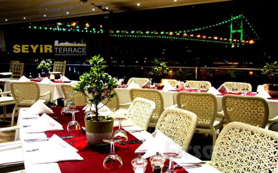 Rumeli Hisarı Seyir Terrace Restaurant’ta Muhteşem Boğaz Manzarası Eşliğinde Canlı Müzik ve Sınırsız İçki Dahil Akşam Yemeği Keyfi