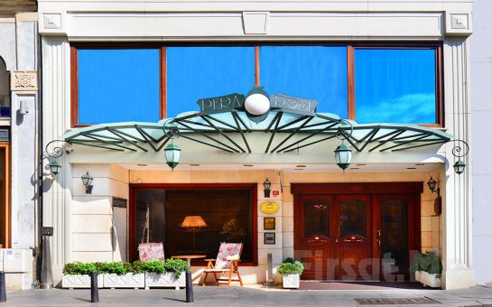 İstanbulun Ritmini Hissedin Pera Rose Hotel’de 2 Kişi 1 Gece Konaklama, Kahvaltı, SPA Fırsatı