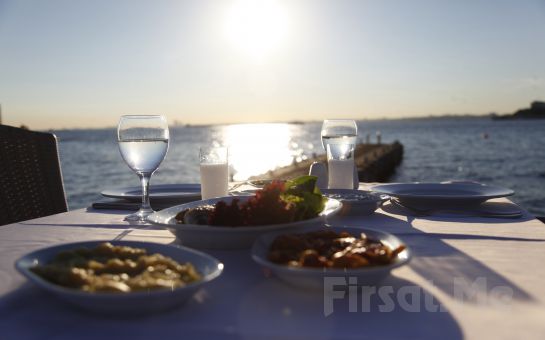İstanbul Yelken Kulübü Kadıköy’de Denize Sıfır İskelede Balık Menü
