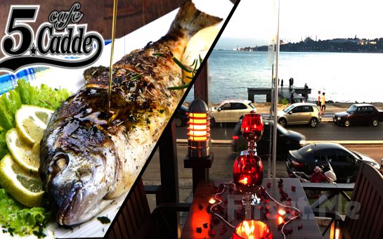 Salacak Cafe 5. Cadde’de Deniz Kenarında Kız Kulesi Manzaralı Romantik Bir Akşam Yemeği