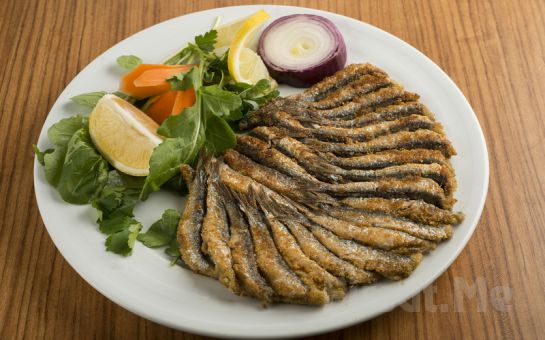 Gümüşdere Sandık Restaurant’ta Denize Nazır Nefis Balık Menüsü