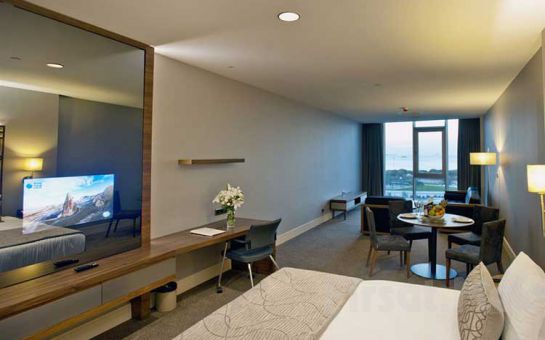 Maltepe Cevahir Hotel Asia’da Şehir veya Deniz Manzaralı Odalarda Konaklama Seçenekleri