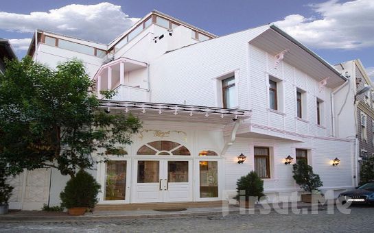 Sultanahmet Kupeli Palace Otel’de Standart Odalarda İki Kişilik Konaklama, Açık Büfe Kahvaltı Keyfi