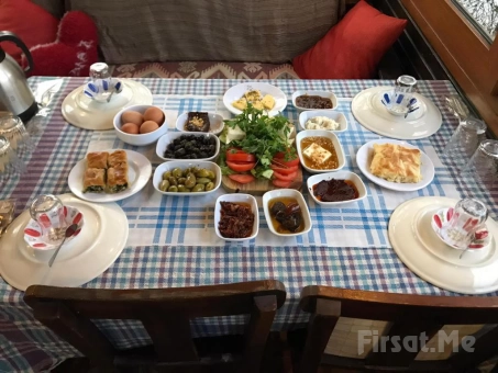 İzmir Çiçekliköy Yeni Asmalı’da Doğa içerisinde Serpme Kahvaltı Keyfi