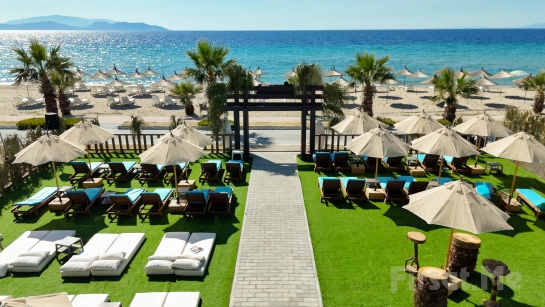 All Day Beach Enjoyment Including 1 Alcoholic or Non-Alcoholic Beverage at Kuşadası Nix Beach By Seven For Life