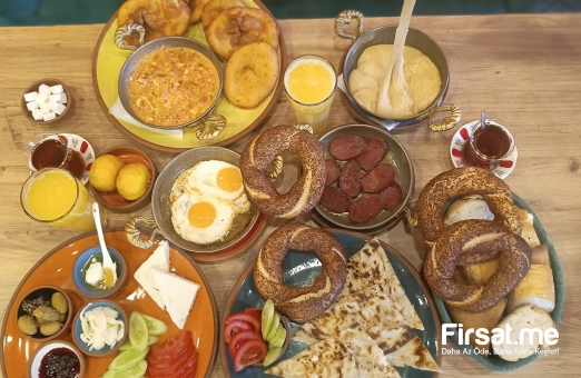 Aala Kahvaltı Restaurant & Mantı Cafe Günün Her Saati Geçerli ’Kahvaltı’ Menüleri