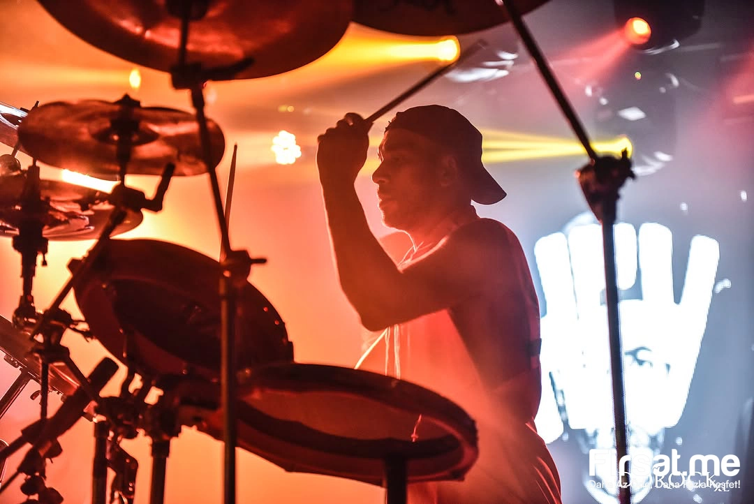 ’Hey! Douglas’ Konser Bileti | Sepette %5 İndirim