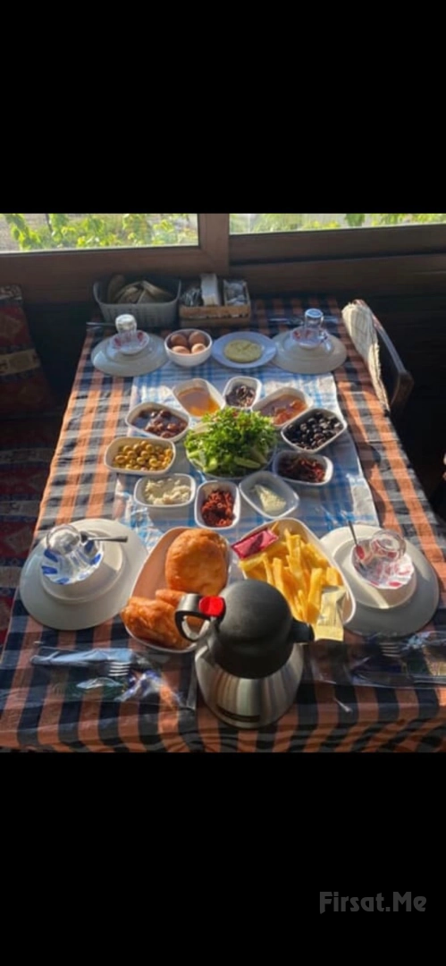 İzmir Çiçekliköy Yeni Asmalı’da Doğa içerisinde Serpme Kahvaltı Keyfi