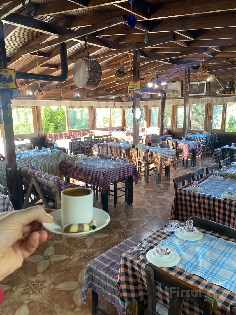 İzmir Çiçekliköy Yeni Asmalı’da Doğa içerisinde Serpme Kahvaltı Keyfi