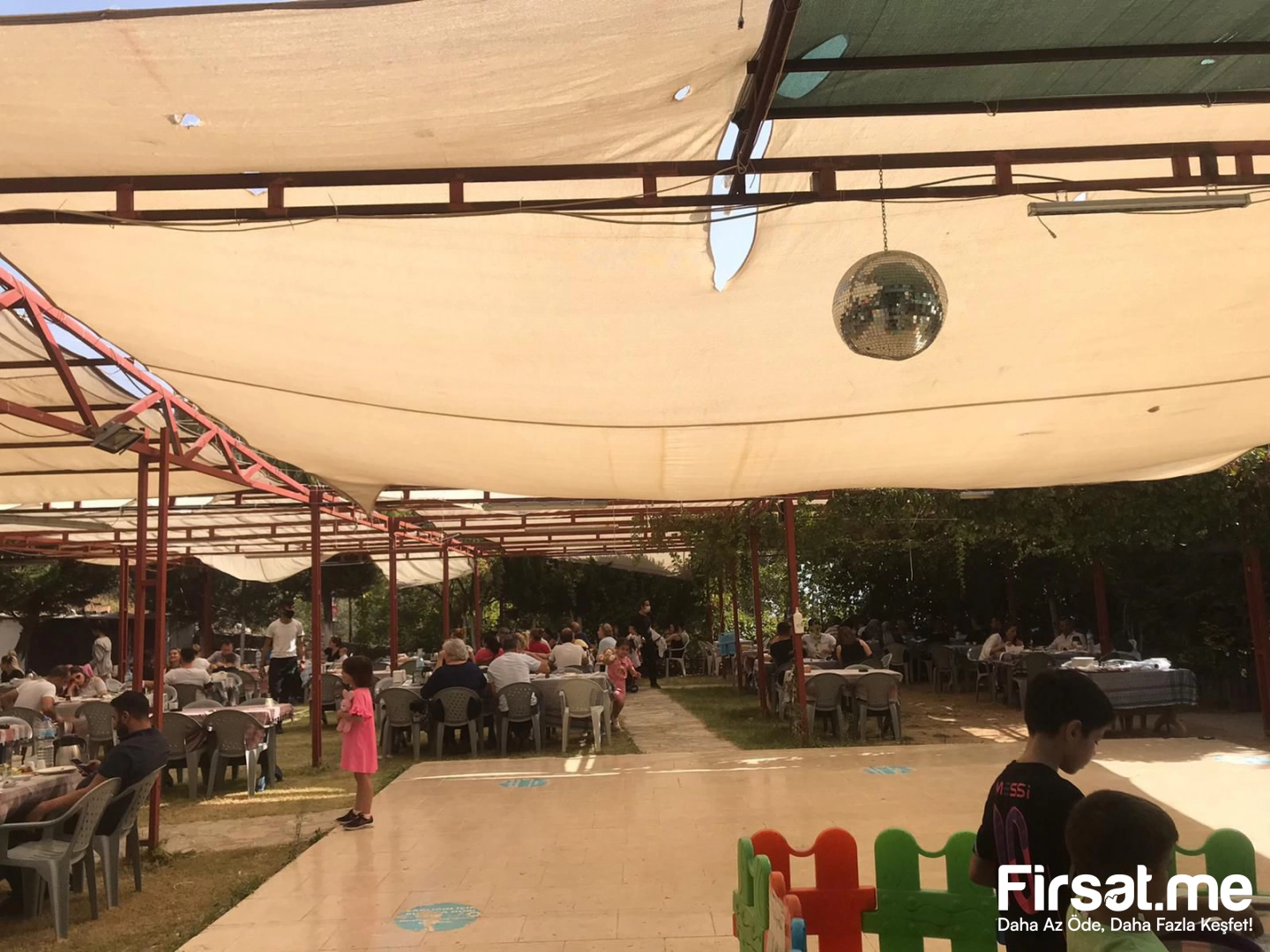 İzmir Çiçekliköy Yeni Asmalı’da Doğa içerisinde Serpme Kahvaltı Keyfi