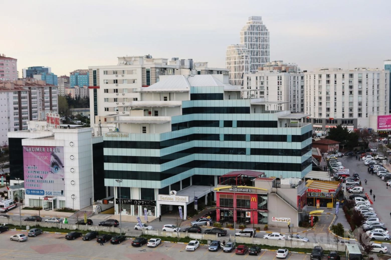 Beylikdüzü’nün Merkezi Sarissa Hotel’de 2 Kişilik Konaklama, Spa Kullanımı ve Açık Büfe Kahvaltı