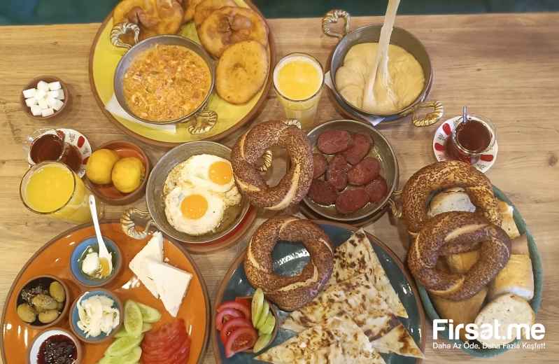 Aala Kahvaltı Restaurant & Mantı Cafe Günün Her Saati Geçerli ’Kahvaltı’ Menüleri