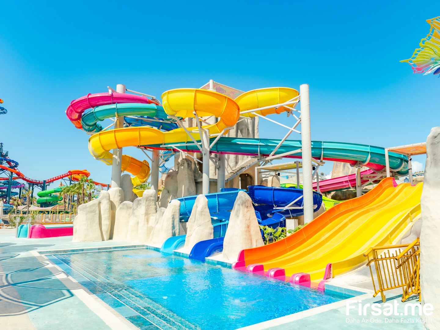 Antalya The Land Of Legends Tema Park Giriş Bileti + 100 TL Migros Çeki Hediye