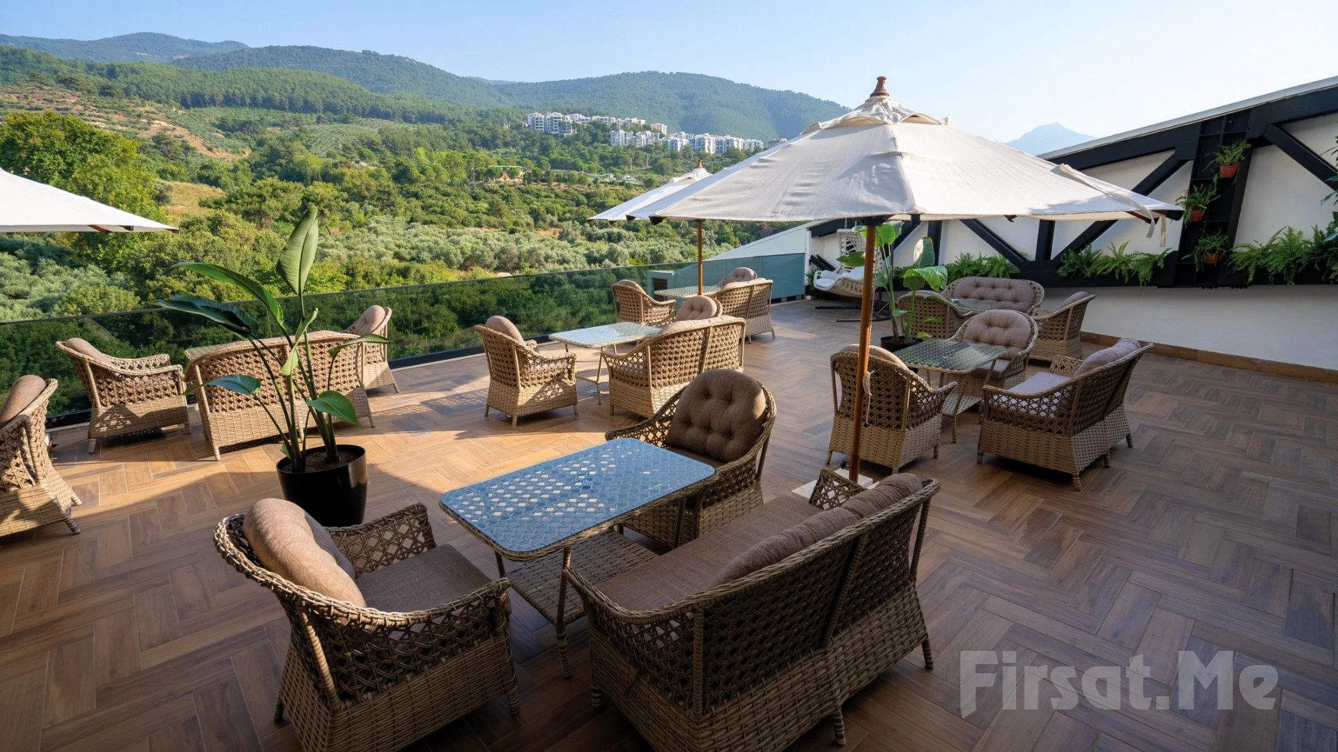 Kuşadası Seven For Life Thermal Hotel’de Alkolsüz Herşey Dahil Günübirlik Tesis Kullanımı