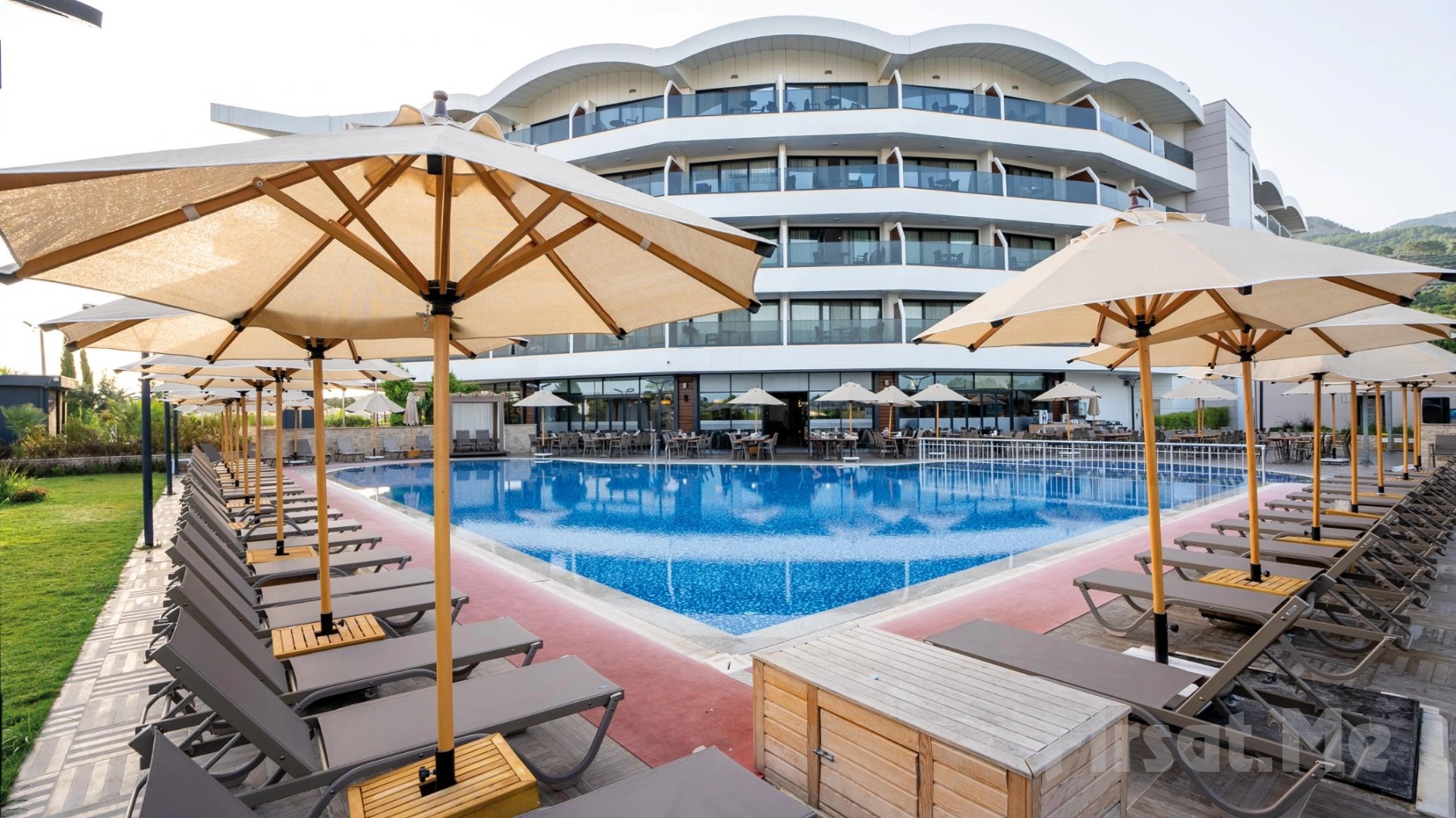 Kuşadası Seven For Life Thermal Hotel’de Alkolsüz Herşey Dahil Günübirlik Tesis Kullanımı