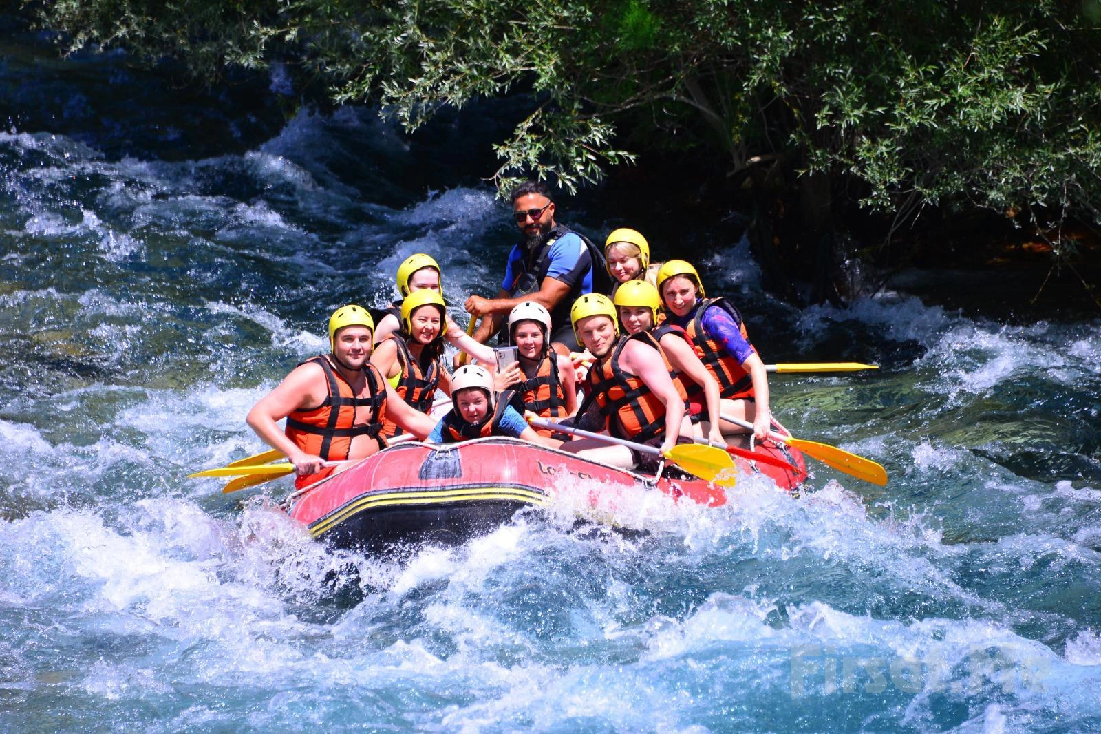 Manavgat Köprülü Kanyon Escape Raft & Buggy Safari’de Öğle Yemeği Dahil Süper Kombo Rafting ve Eğlence Paketi