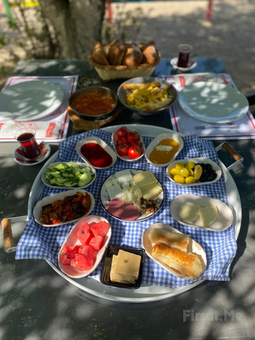Ankara Altınyele Binicilik’te Serpme Kahvaltı ve Atlı Safari Keyfi