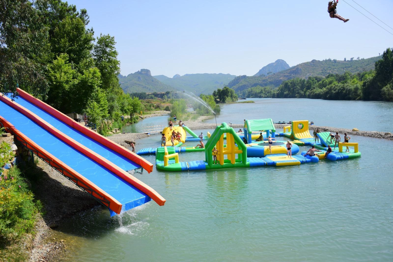 Escape Raft & Buggy Safari