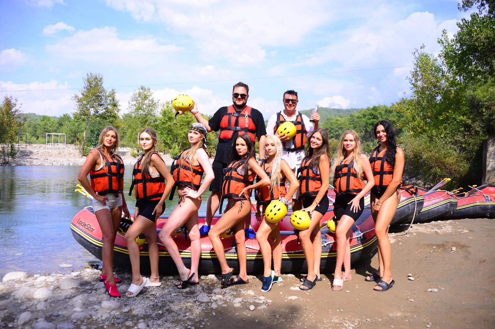 Escape Raft & Buggy Safari