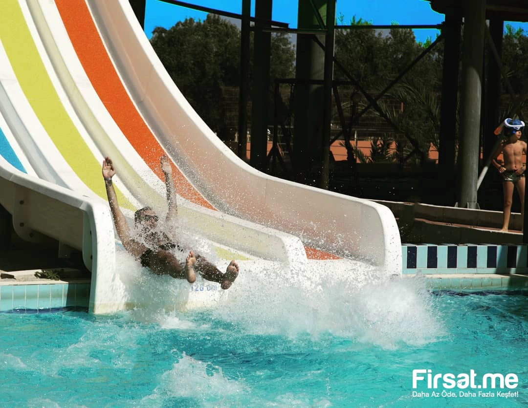 Blue Zest Aquapark & Beach Edremit