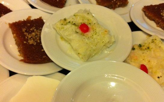 Ramazan Bingöl Et Lokantası Giyimkent Lale Sarayı Hakkında Restaurant